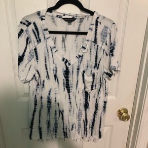 Rock and Republic t shirt - ON HOLD